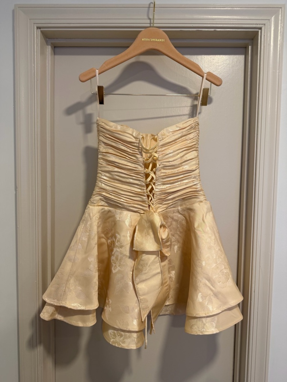 V. Chapman The Ellerie Dress Butter Yellow Baroque Floral Size 2 NEW! With tags! - Picture 9 of 13